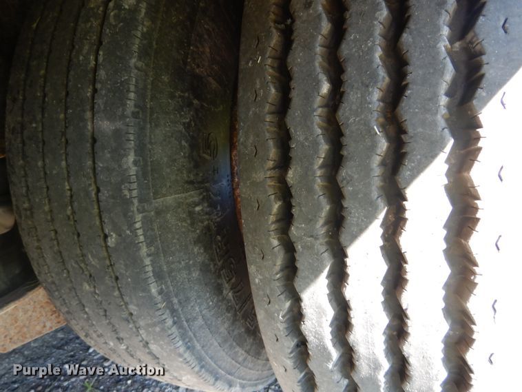 image for item IT9164 2008 Trail King TK110HT-443  drop deck equipment trailer