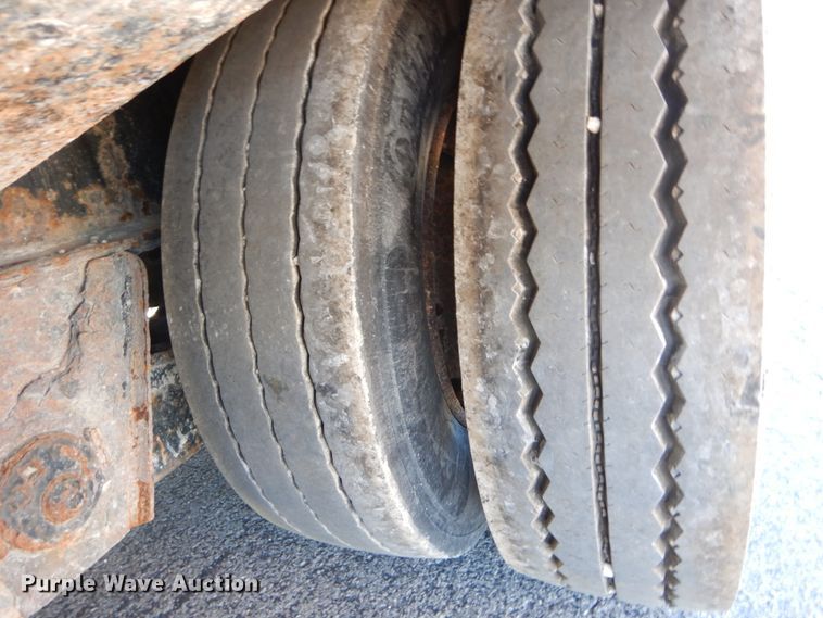 image for item IT9164 2008 Trail King TK110HT-443  drop deck equipment trailer