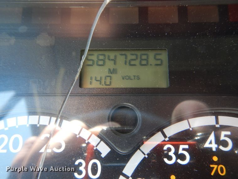 image for item IT9168 2012 Freightliner Cascadia 125  semi truck