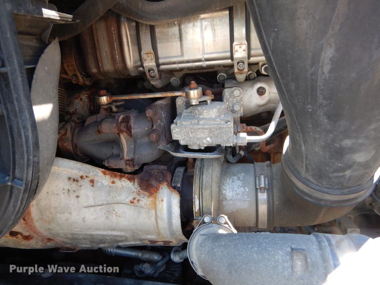 image for item IT9168 2012 Freightliner Cascadia 125  semi truck