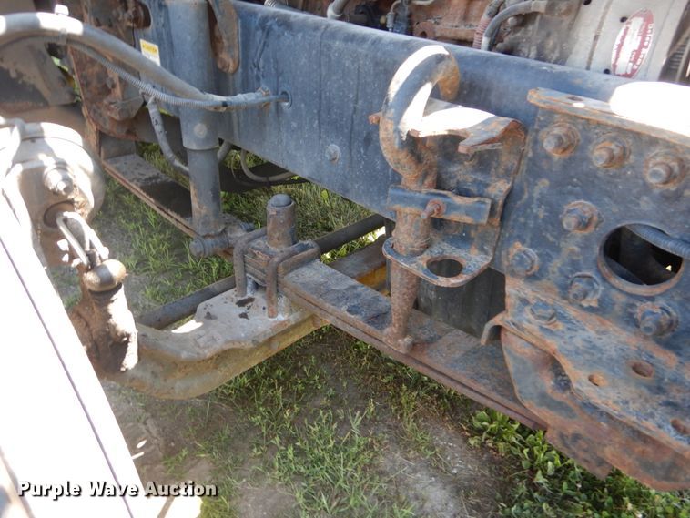 image for item IT9168 2012 Freightliner Cascadia 125  semi truck