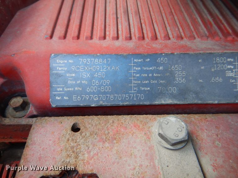 image for item JY9807 2010 Kenworth T600  semi truck