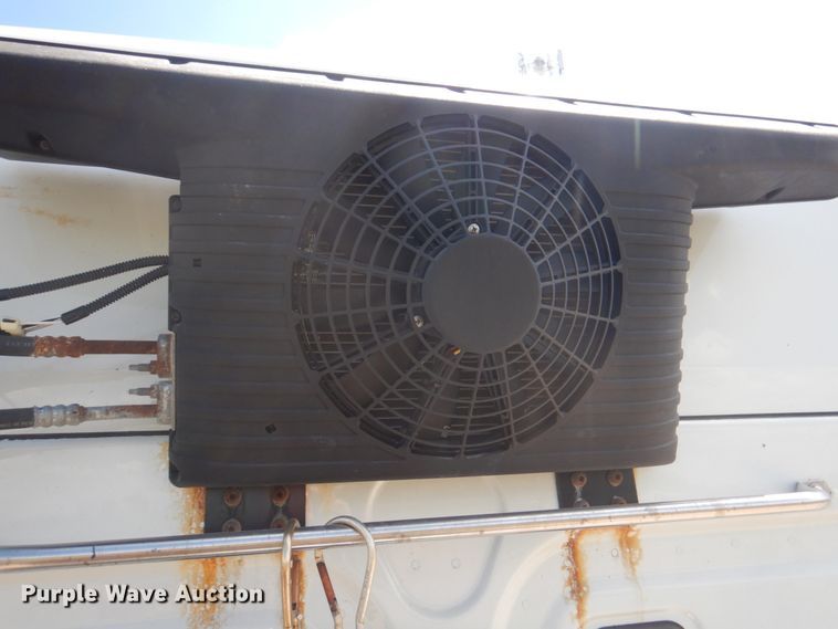 image for item JY9835 2014 Freightliner Cascadia 125  semi truck