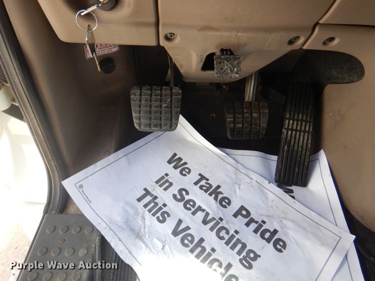 image for item JY9836 2014 Freightliner Cascadia 125  semi truck