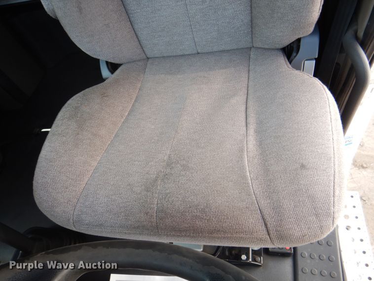 image for item JY9838 2014 Freightliner Cascadia 125  semi truck