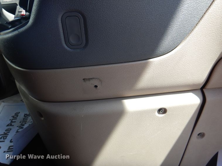 image for item JY9838 2014 Freightliner Cascadia 125  semi truck