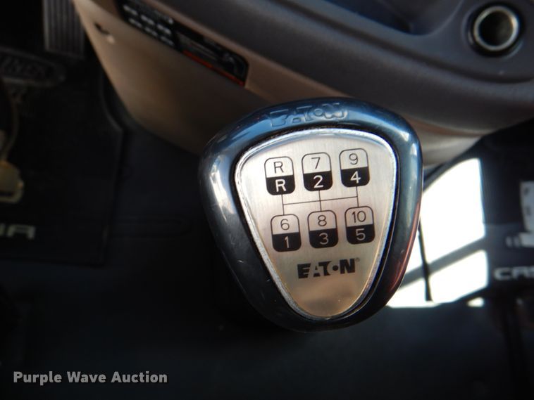 image for item JY9839 2014 Freightliner Cascadia 125  semi truck