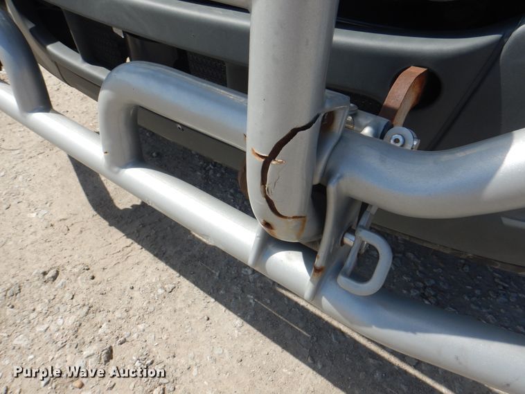 image for item JY9840 2013 Freightliner Cascadia 125  semi truck