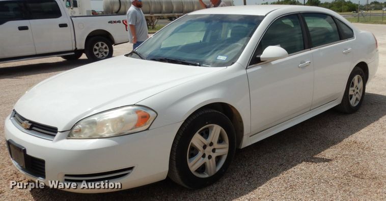 image for item DC2025 2010 Chevrolet Impala LS
