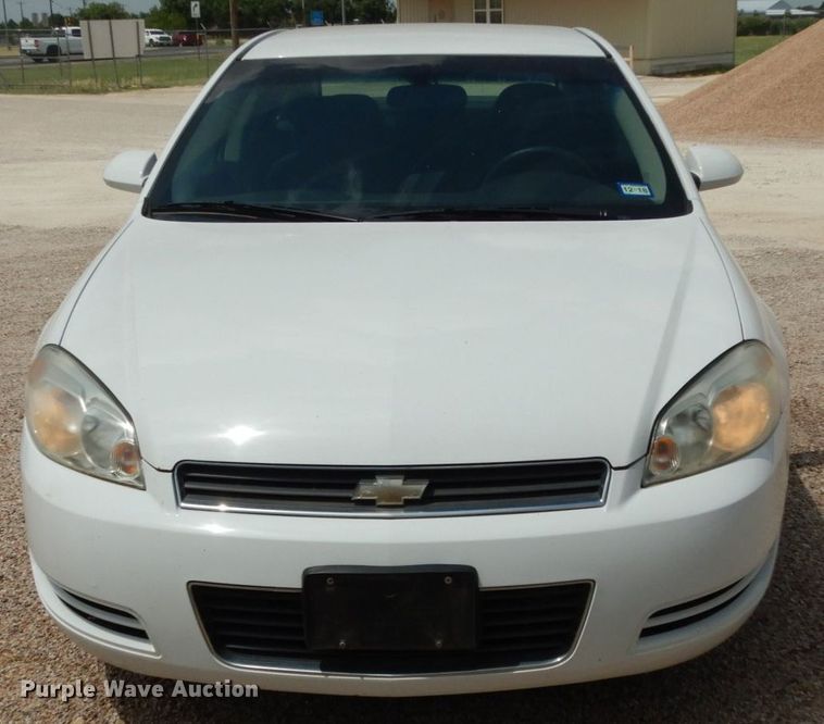 image for item DC2025 2010 Chevrolet Impala LS