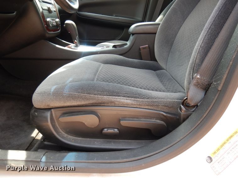 image for item DC2025 2010 Chevrolet Impala LS