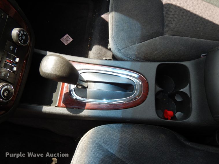 image for item DC2025 2010 Chevrolet Impala LS