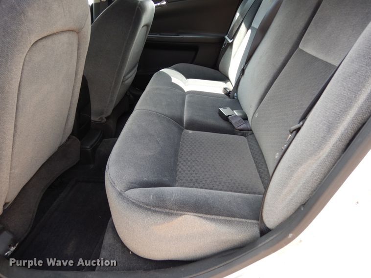 image for item DC2025 2010 Chevrolet Impala LS