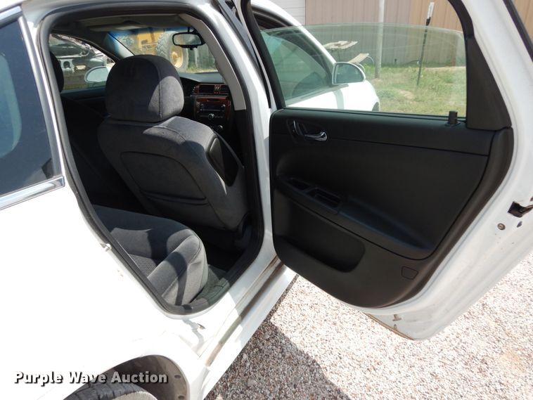 image for item DC2025 2010 Chevrolet Impala LS