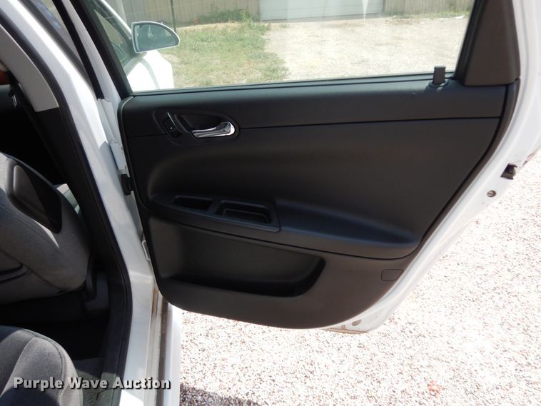 image for item DC2025 2010 Chevrolet Impala LS