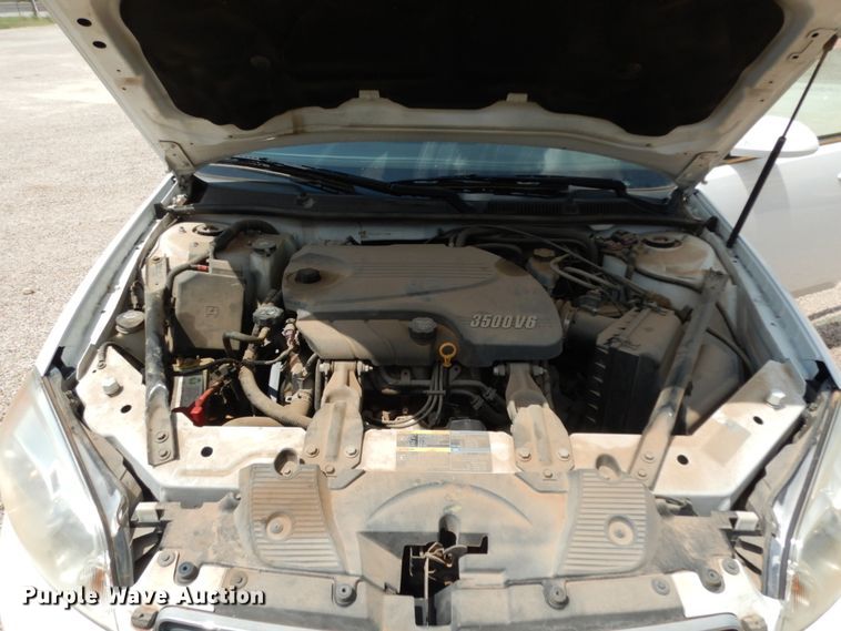 image for item DC2025 2010 Chevrolet Impala LS