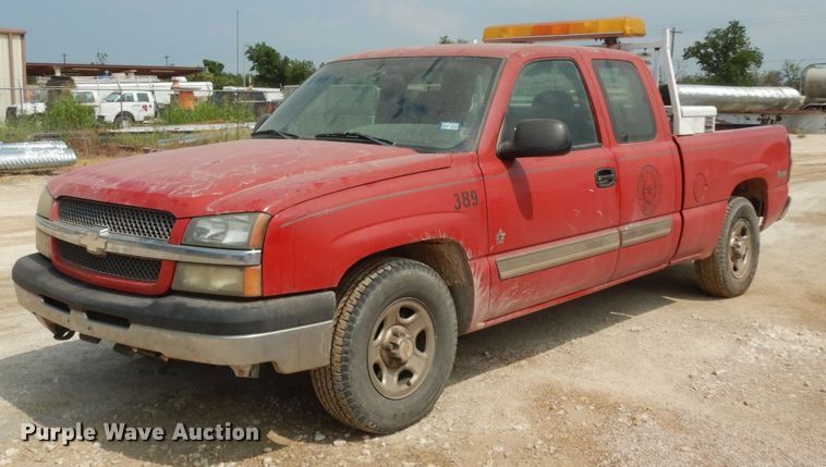 image for item DC2048 2004 Chevrolet Silverado 1500  Ext. Cab pickup truck