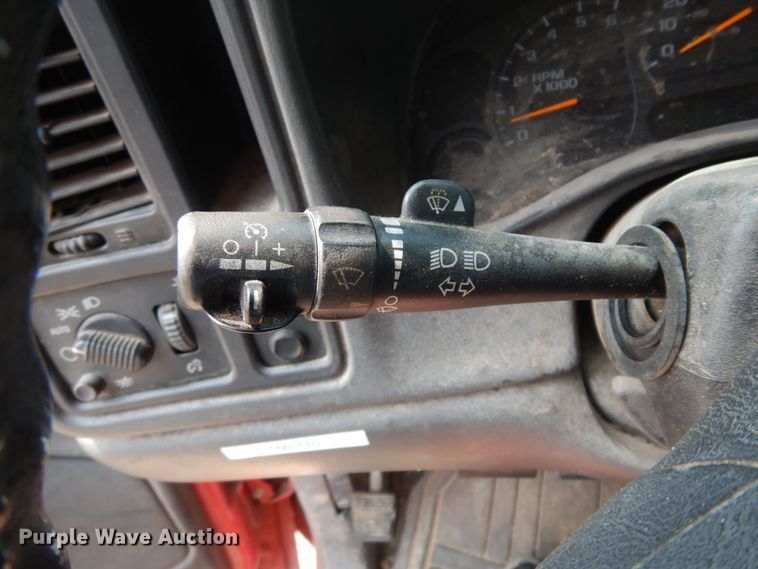 image for item DC2048 2004 Chevrolet Silverado 1500  Ext. Cab pickup truck