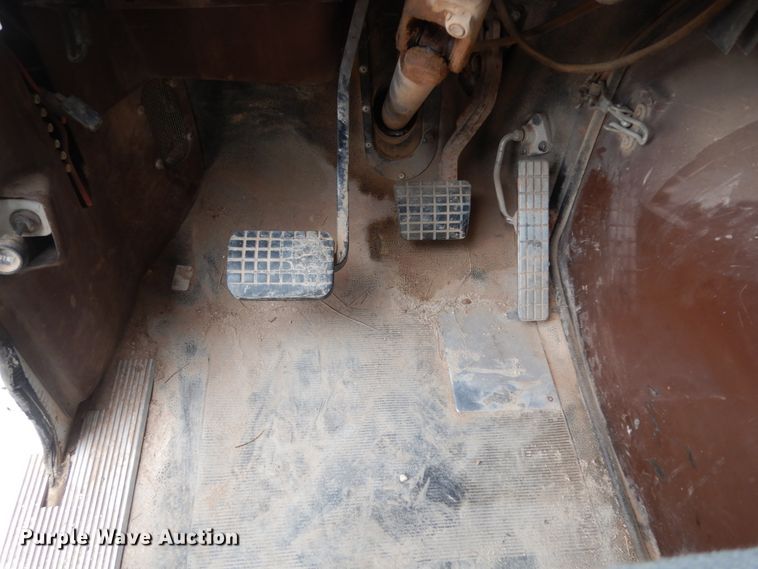 image for item DC2052 1990 White GMC WCS  water truck