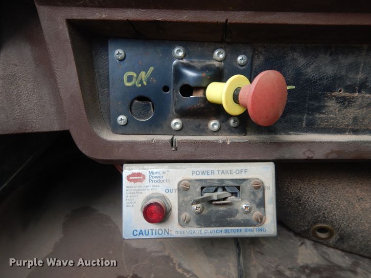 image for item DC2052 1990 White GMC WCS  water truck