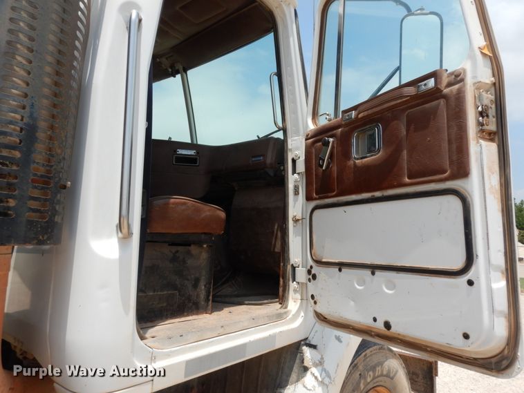 image for item DC2052 1990 White GMC WCS  water truck