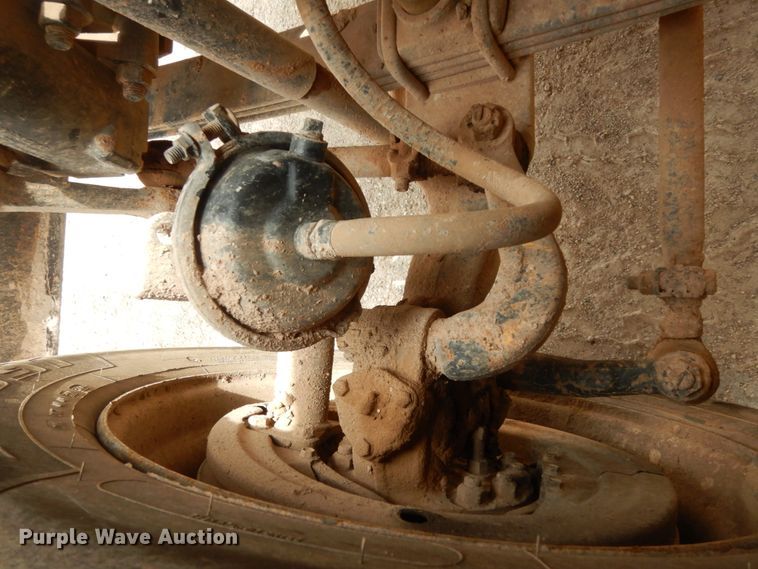 image for item DC2052 1990 White GMC WCS  water truck