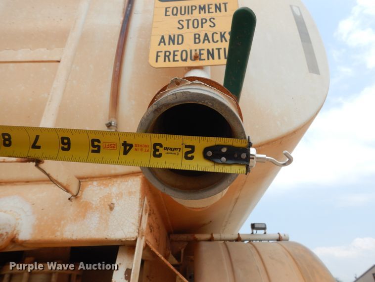 image for item DC2052 1990 White GMC WCS  water truck