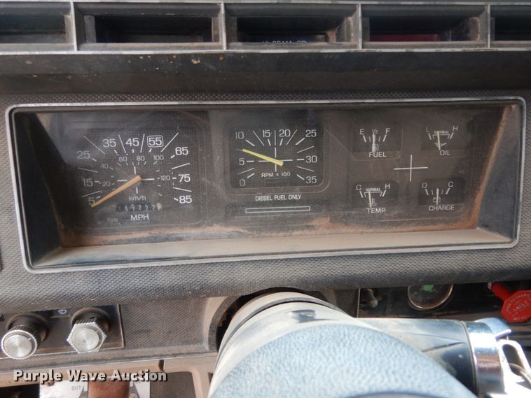 image for item DC2053 1986 Ford F8000  dump truck