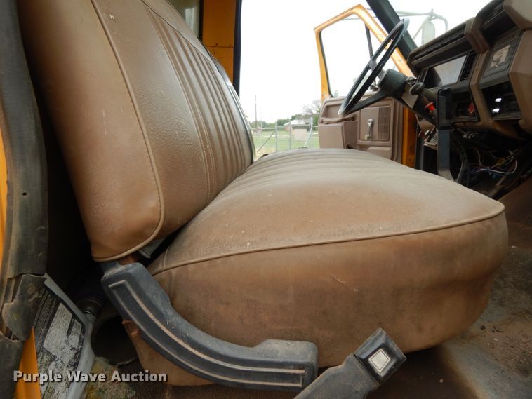 image for item DC2053 1986 Ford F8000  dump truck