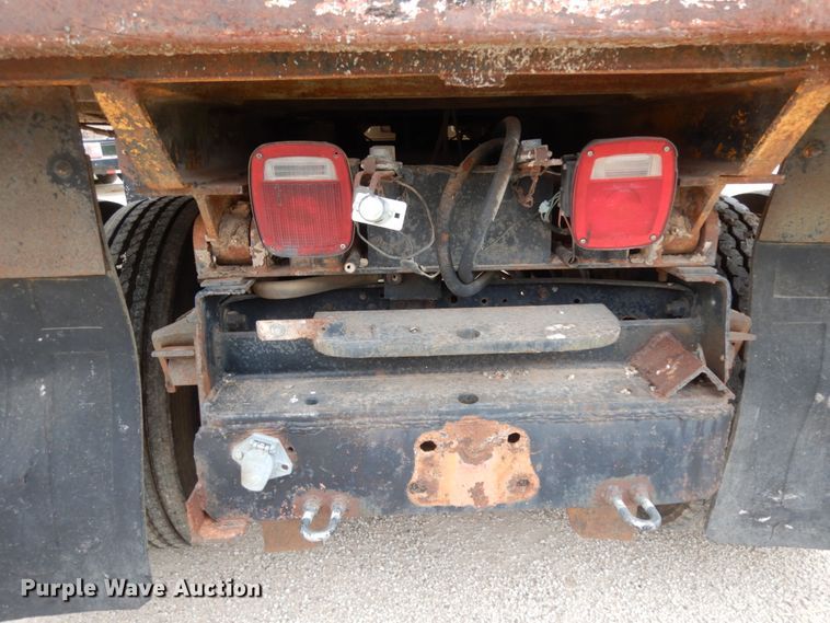 image for item DC2053 1986 Ford F8000  dump truck