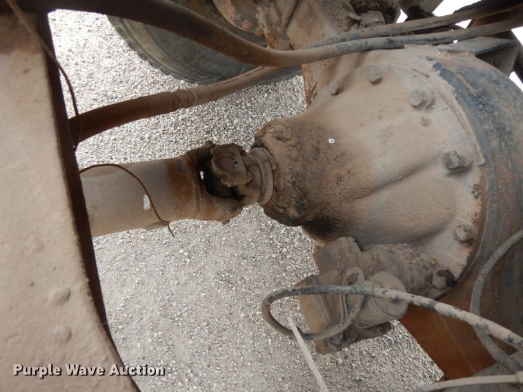 image for item DC2053 1986 Ford F8000  dump truck