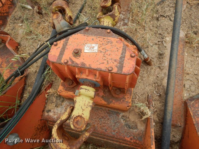 image for item DC2055 Bush Hog 2610L  Bat wing rotary mower