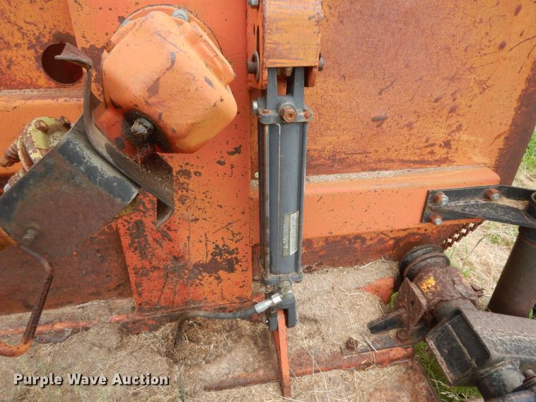 image for item DC2055 Bush Hog 2610L  Bat wing rotary mower