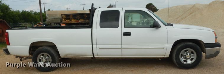 image for item DC2058 2003 Chevrolet Silverado 1500  Ext. Cab pickup truck