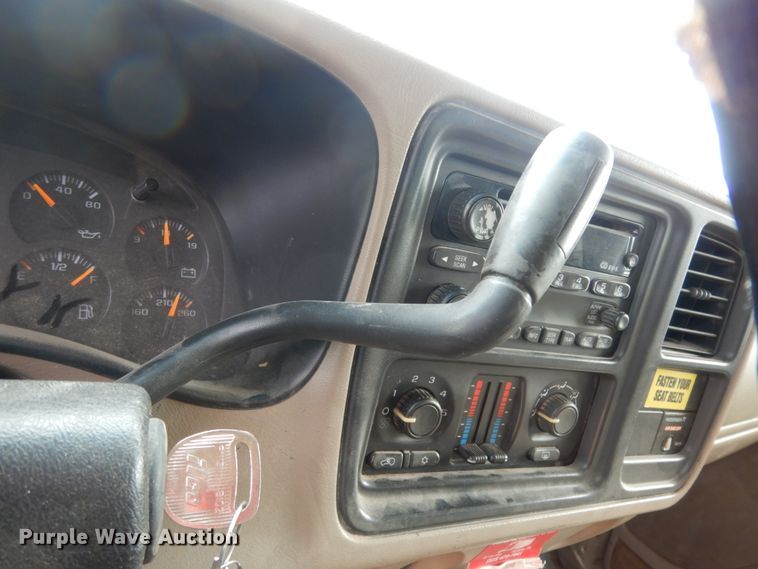 image for item DC2058 2003 Chevrolet Silverado 1500  Ext. Cab pickup truck