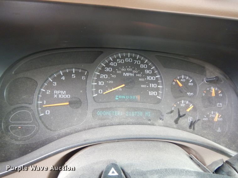 image for item DC2058 2003 Chevrolet Silverado 1500  Ext. Cab pickup truck