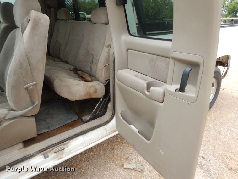 image for item DC2058 2003 Chevrolet Silverado 1500  Ext. Cab pickup truck