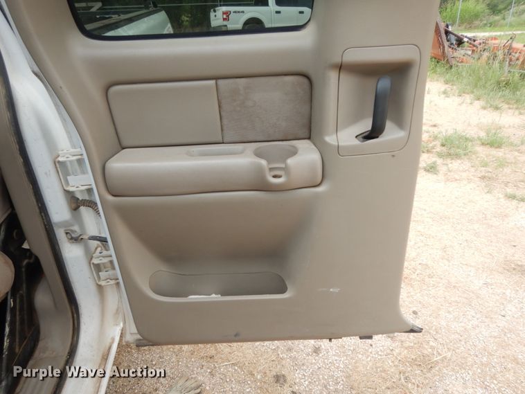 image for item DC2058 2003 Chevrolet Silverado 1500  Ext. Cab pickup truck