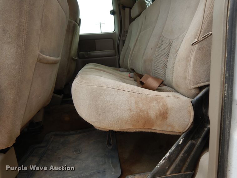 image for item DC2058 2003 Chevrolet Silverado 1500  Ext. Cab pickup truck