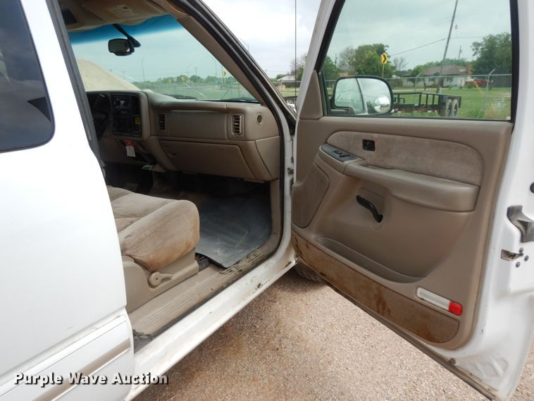 image for item DC2058 2003 Chevrolet Silverado 1500  Ext. Cab pickup truck