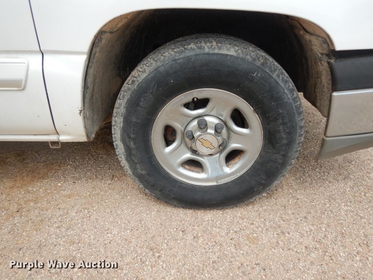 image for item DC2058 2003 Chevrolet Silverado 1500  Ext. Cab pickup truck