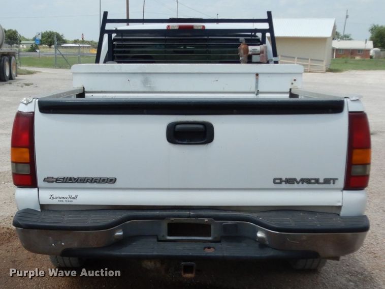 image for item DC2059 2001 Chevrolet Silverado 1500  Ext. Cab pickup truck