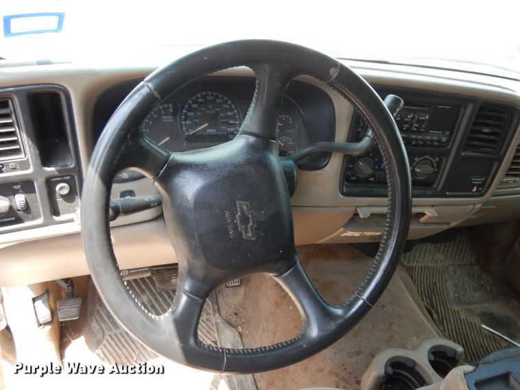 image for item DC2059 2001 Chevrolet Silverado 1500  Ext. Cab pickup truck