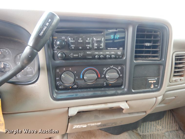 image for item DC2059 2001 Chevrolet Silverado 1500  Ext. Cab pickup truck