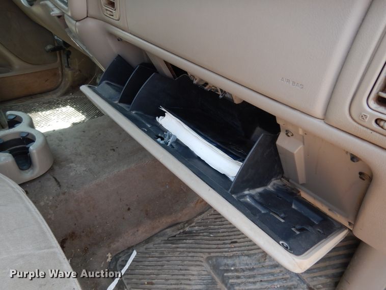 image for item DC2059 2001 Chevrolet Silverado 1500  Ext. Cab pickup truck