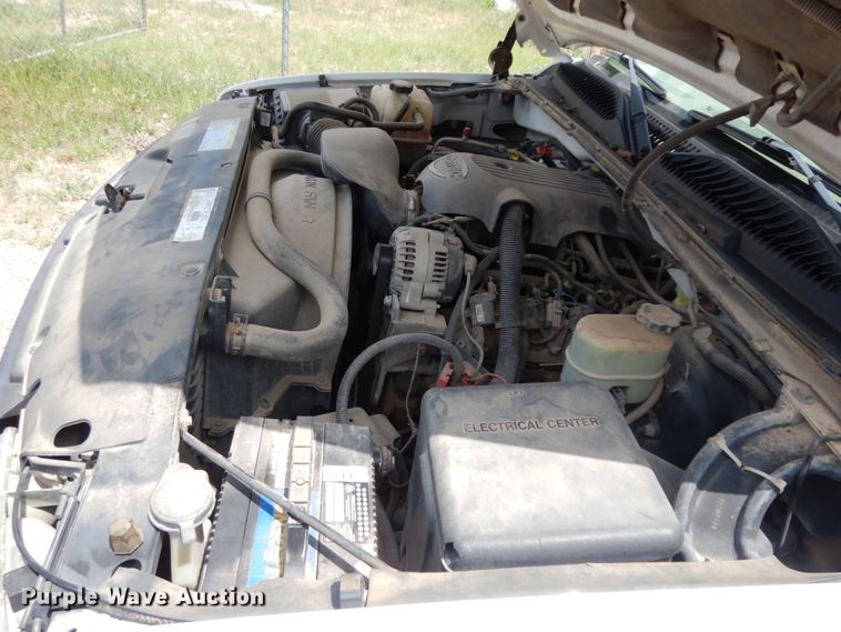 image for item DC2059 2001 Chevrolet Silverado 1500  Ext. Cab pickup truck