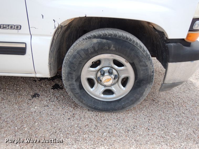 image for item DC2059 2001 Chevrolet Silverado 1500  Ext. Cab pickup truck