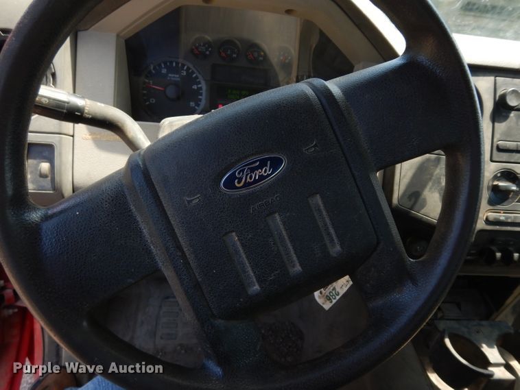image for item DF4191 2008 Ford F550 Super Duty  truck cab and chassis