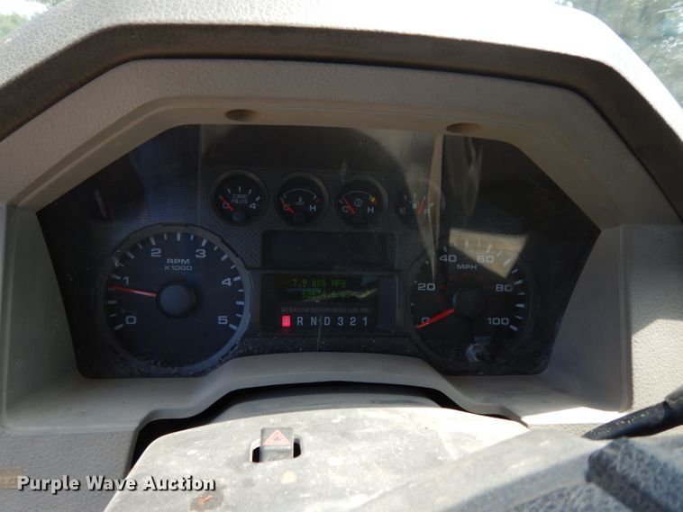 image for item DF4191 2008 Ford F550 Super Duty  truck cab and chassis