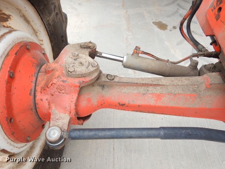 image for item DG0666 New Holland  MFWD tractor